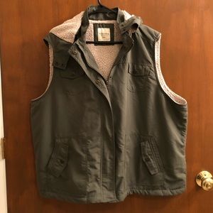 Sonoma Sherpa lined vest